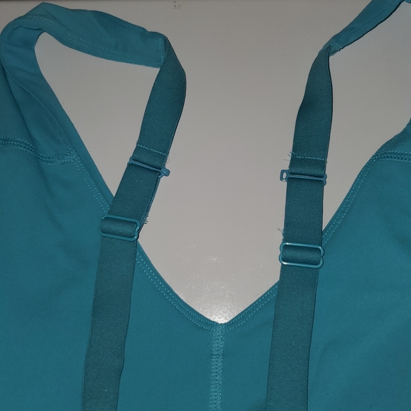 Fabletics sports bra. The light blue, solid XXL - Picture 10 of 15